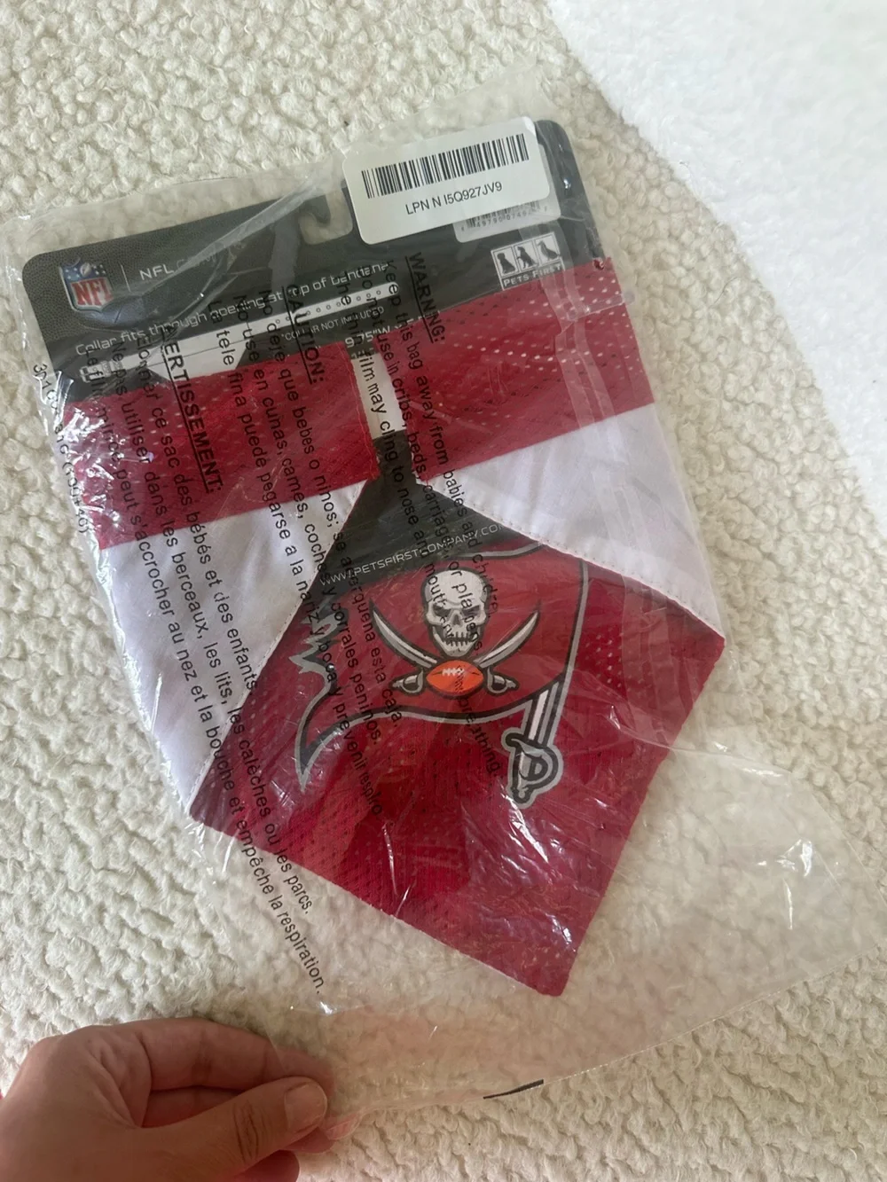 Tampa Bay Buccaneers White & Red Pet Bandana, L/XL